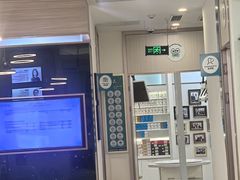 -维乐口腔(美维云门诊陆家嘴店)
