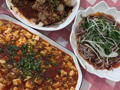 -洪霞餐馆
