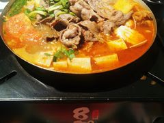 招牌臭臭锅-8锅臭臭锅·正宗台湾小火锅(中心五路店)