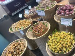 -黔蘑菇四季餐厅(观山湖店)