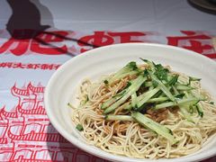 -肥肥虾庄·金牌油焖大虾(汉口城市广场店)
