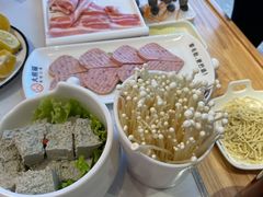 -大熊猫毛肚火锅(烟台万象汇店)