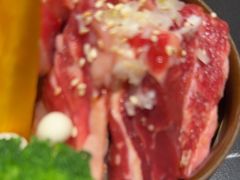 -山川小町·极番烧肉(新地假日广场店)