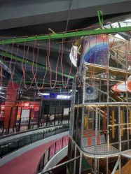 点击看大图 -嗨翻Hi-Fun竞技主题乐园·蹦床团建生日聚会(五棵松华熙店)