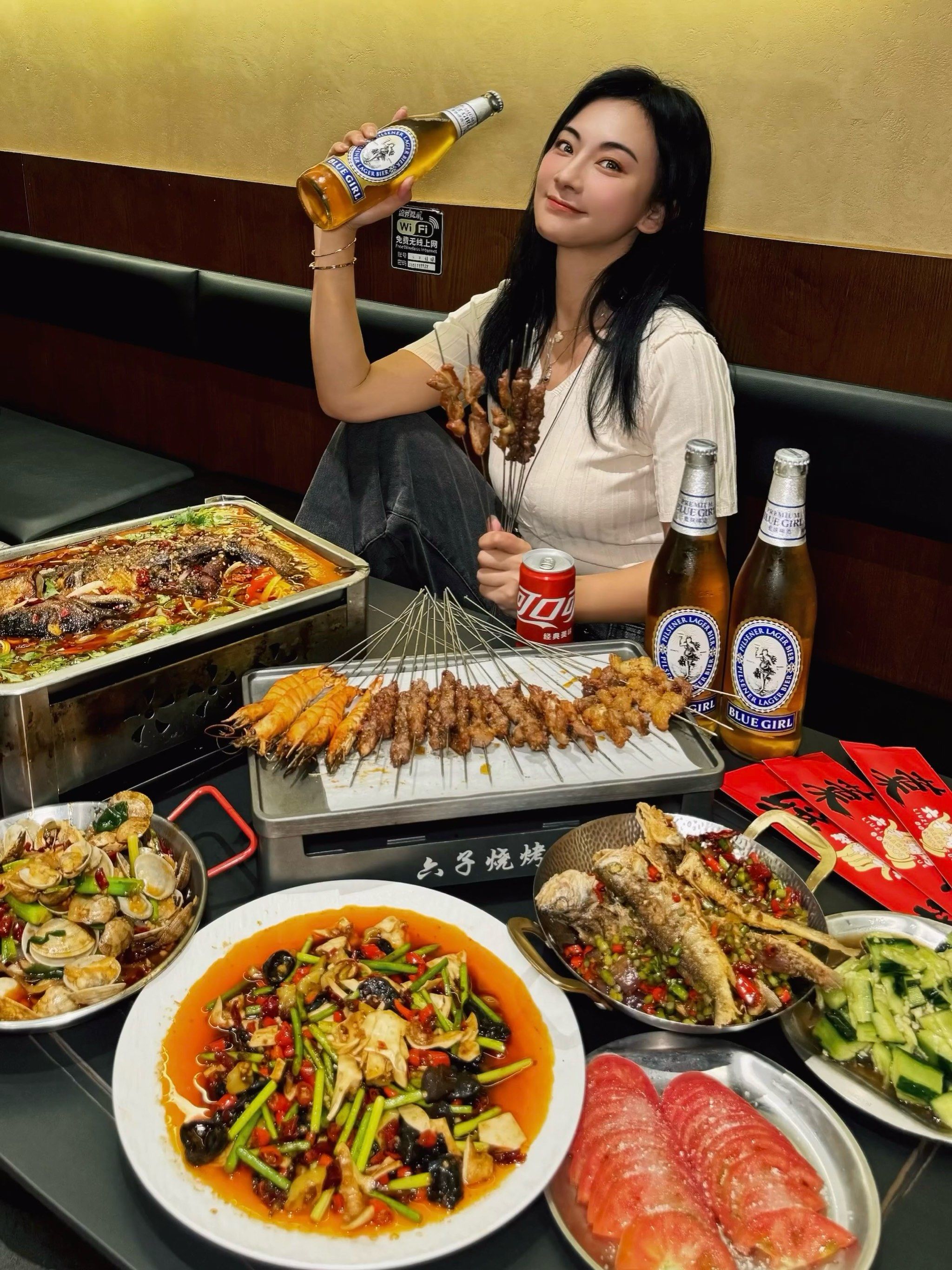 我发现一个有趣的现象,爱撸串的男生多,爱吃火锅的女生多,有没有‼