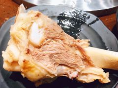 -阿二骨煲(新天地店)