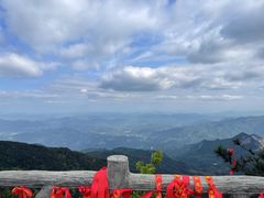 -罗田薄刀峰风景区