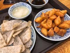 老北京炸灌肠-门框胡同百年卤煮(新街口店)