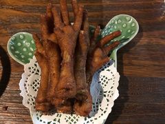 炸卤鸡爪-靓蛙馆