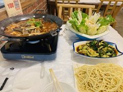 -霄汉牛三鲜湖北砂锅菜(万松园2店)