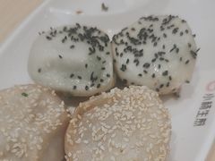 -小杨生煎(金山百联购物中心3楼店)