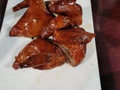 脆皮乳鸽-燕郊烧鸽子(和众店)