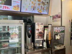 -德克士(泰山店)