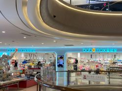 -爱婴室(上海爱琴海购物中心店)