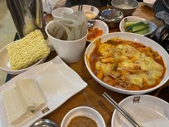 -喇喇排骨火锅·传统韩式脊骨汤(望京西园总店)