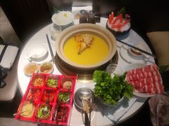 -领鲜天下·焗海鲜·花胶鸡(天目里店)