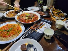 -东口码头·烧鸽子·鱼头泡饼·地方菜(金鹰悦城店)