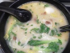 -罗罐中米粉(人信汇店)