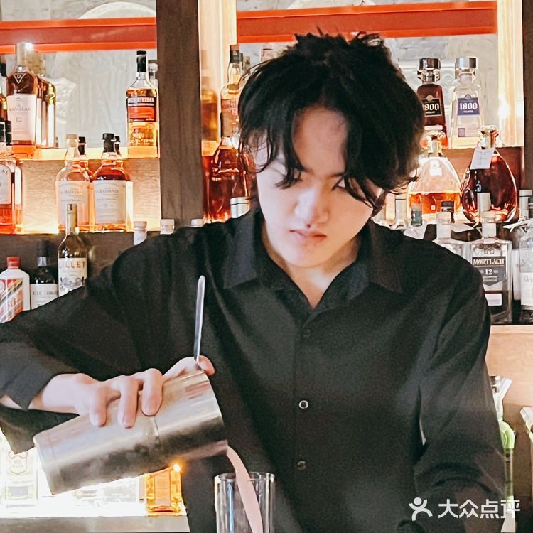 很出大片的西餐酒吧咖啡厅—ASPIRYNA｜欧式风情满满