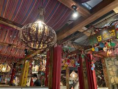 -老牌坊云南鱼豆花火锅(爱建店)