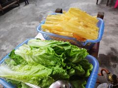 -章记正宗南岗鱼蛋火锅