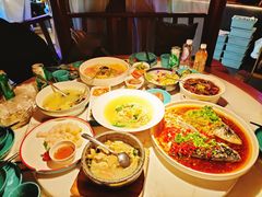 -荷塘秋月·本帮江浙菜(国权路店)