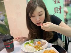 -新荔园茶餐厅(荔湾区府宿舍大院店)