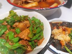 辣椒炒肉-老长沙龙虾馆·聚会餐厅(白石洲店)