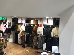 -优衣库(哈尔滨中央大街店)