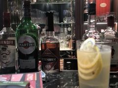 -O.F COCKTAIL&WHISKY