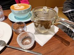 -Fridi Patisserie Cafe