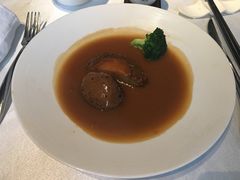 古法扣活鲜鲍鱼皇-皇朝会.经典传统粤菜(外滩店)