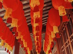 -龙华寺