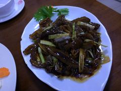 葱烧海参-雅仕聚酒馆