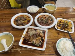 -朱大嘴肥肠血旺(福字街店)
