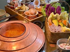 -菌自由丨野生菌火锅特色庭院餐厅(丽江古城店)
