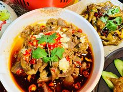 -依呀呀ktv烧烤小串(中山西路店)