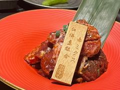 -山川小町·极番烧肉(新地假日广场店)