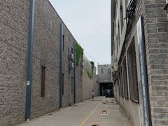 -草场地艺术区