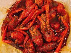 十三香-叶派龙虾•招牌香辣蟹·海鲜(中海国际店)