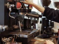 -BE NORMAL CAFE(霞溪路店)