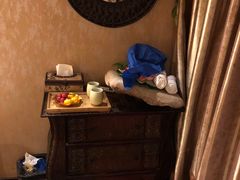 -莱仪堂艾灸经络养生馆(武威东路店)