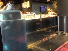 -Salon de The de Joel Robuchon(外滩18号店)