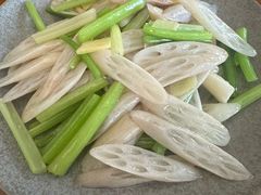 -莲餐厅·湖北菜·藕汤是头牌(愚园路店)