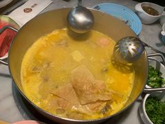-澳美徕·港式花胶鸡火锅(高新万达店)