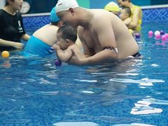 -Swim斯卫姆国际儿童游泳中心(红博中央公园店)