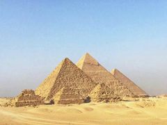 -吉萨金字塔群
