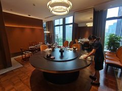 包厢-鼎泰亨·海鲜牛肉餐厅(滨江店)