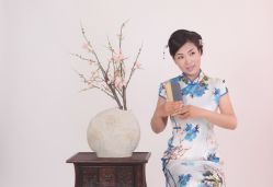 点击看大图 -后宫·古装汉服京剧儿童亲子全家福摄影