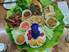 -沐毫傣泐云南菜孔雀宴•手抓饭傣味烧烤(曼听公园店)